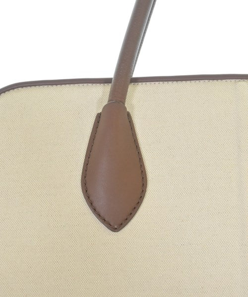 Max Mara กระเป๋าถือ