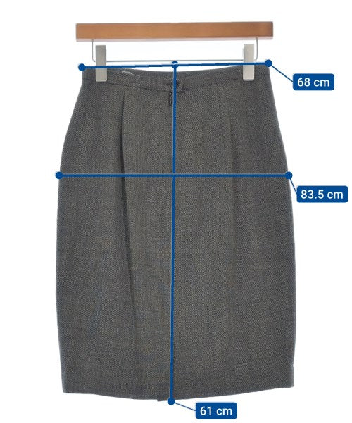 Max Mara กระโปรงยาวถึงเข่า