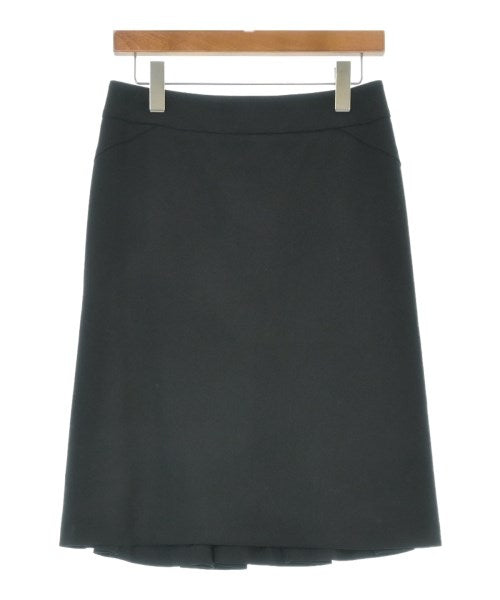Max Mara กระโปรงยาวถึงเข่า