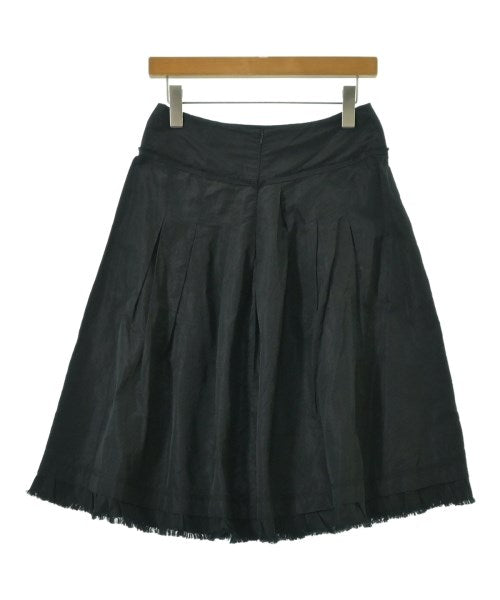 Max Mara กระโปรงยาวถึงเข่า