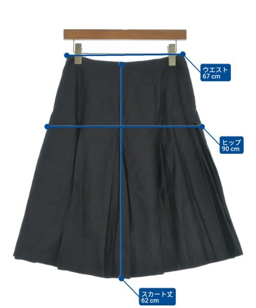 Max Mara กระโปรงยาวถึงเข่า