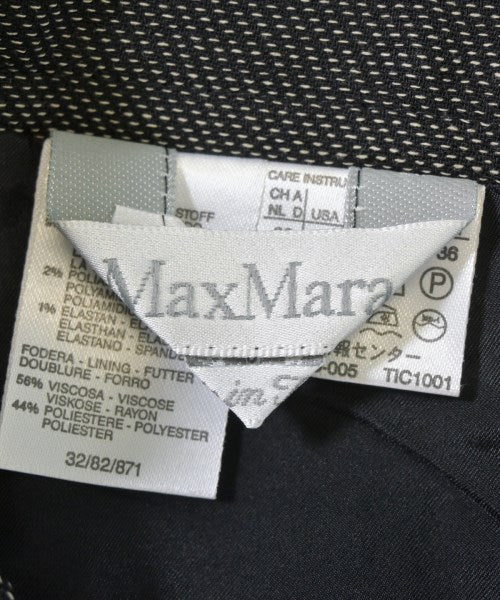 Max Mara กระโปรงยาวถึงเข่า