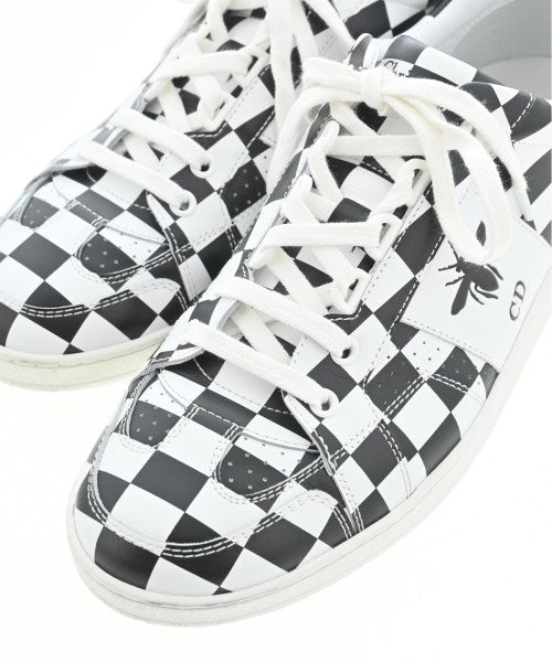 Christian Dior รองเท้าผ้าใบ