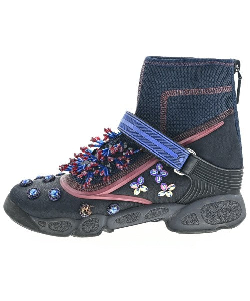 Christian Dior รองเท้าผ้าใบ