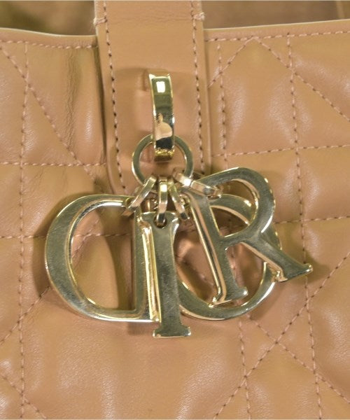Christian Dior กระเป๋าถือขนาดใหญ่