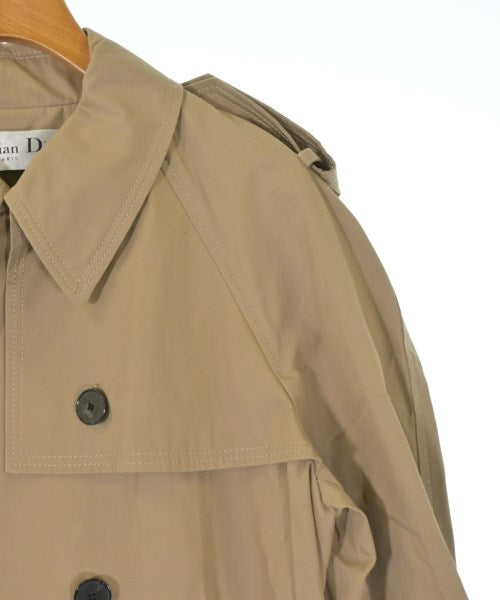 Christian Dior เสื้อกันฝน