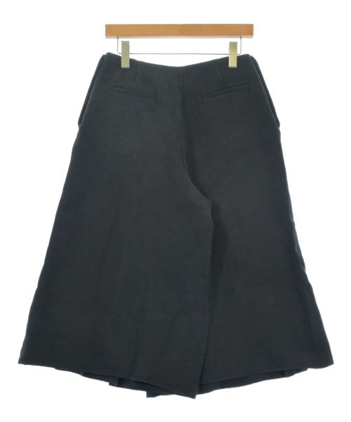 Christian Dior กางเกงขาสั้น