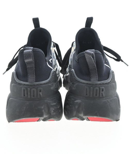 Christian Dior รองเท้าผ้าใบ