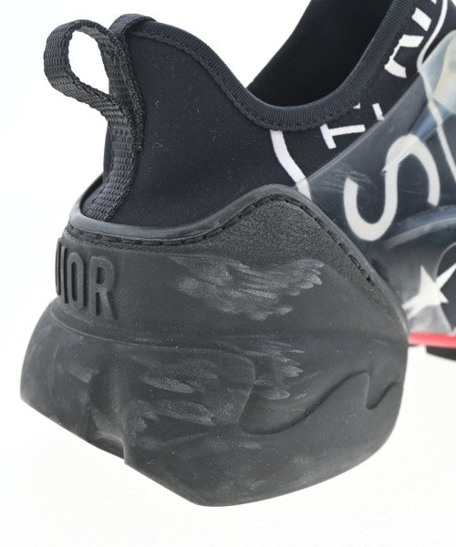 Christian Dior รองเท้าผ้าใบ