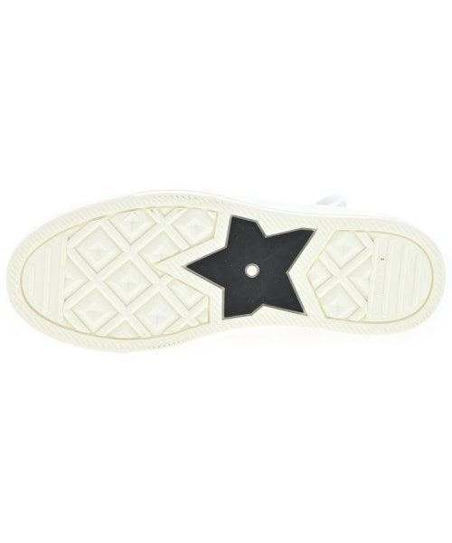 Christian Dior รองเท้าผ้าใบ