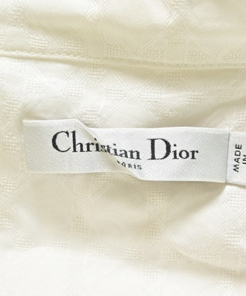 Christian Dior เดรสที่เป็นเสื้อเชิ้ตตัวยาว