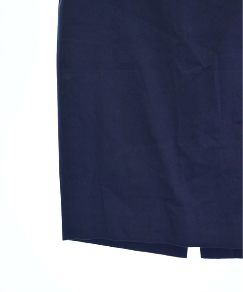 Kiton กระโปรงยาวถึงเข่า