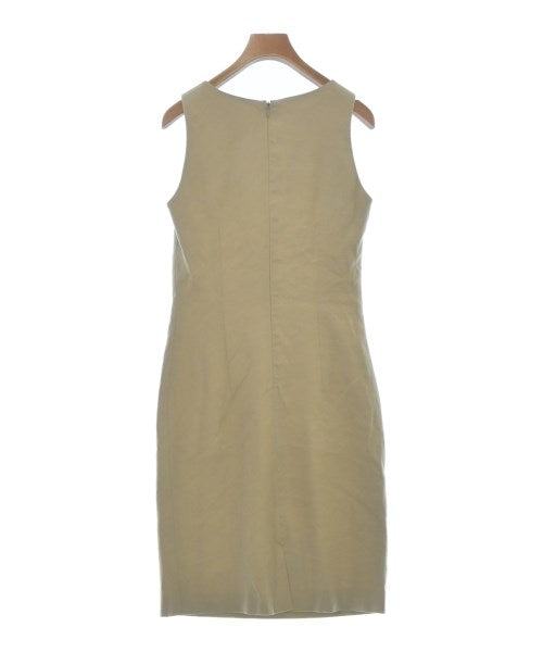 Kiton ชุดเดรส