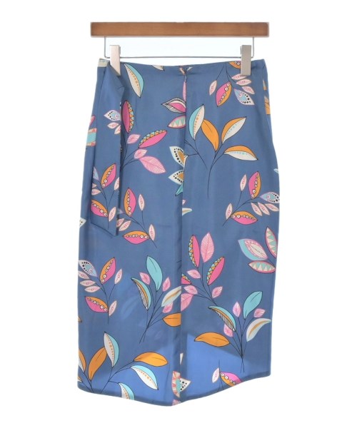 Kiton กระโปรงยาวถึงเข่า