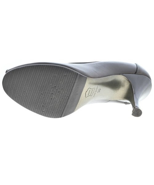 Kiton รองเท้าส้นสูง