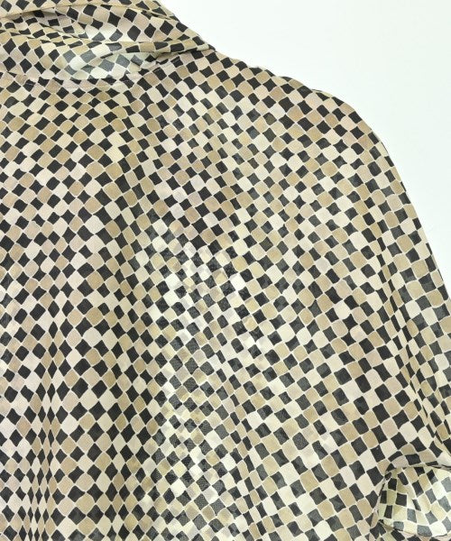 Kiton เสื้อสตรี