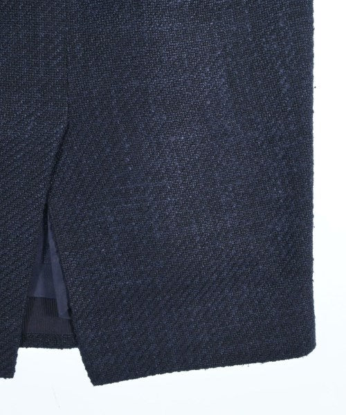 Kiton กระโปรงยาวถึงเข่า