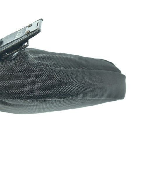 TUMI กระเป๋าสะพาย