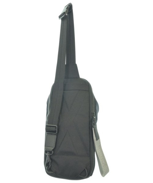 TUMI กระเป๋าสะพาย