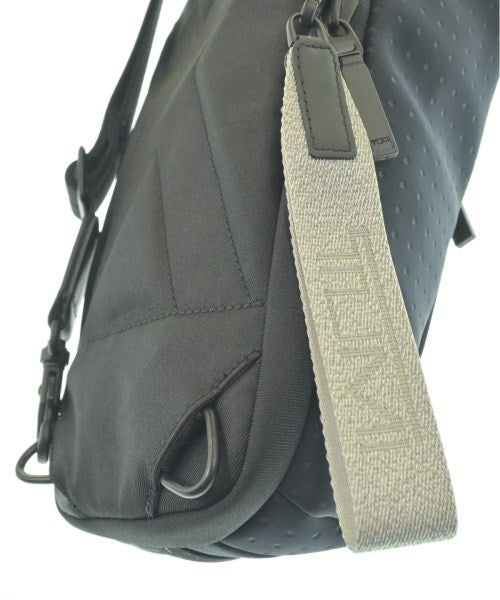 TUMI กระเป๋าสะพาย