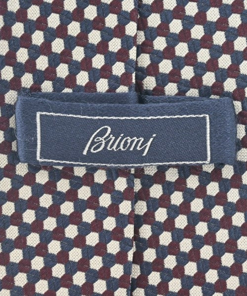 Brioni เนคไท