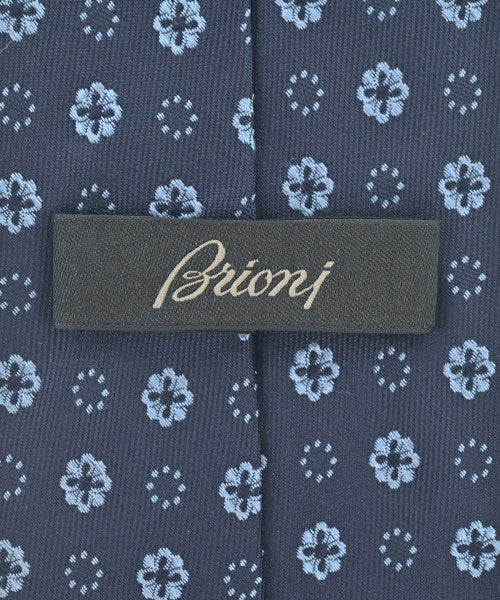 Brioni เนคไท
