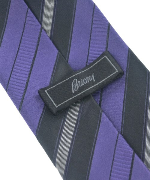 Brioni เนคไท