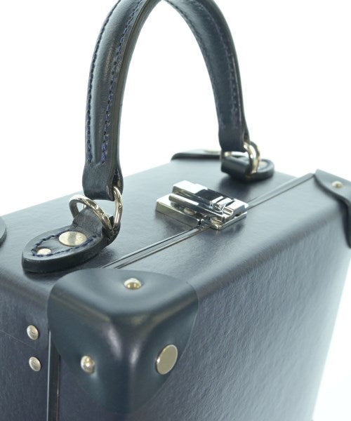 GLOBE-TROTTER กระเป๋าสะพาย