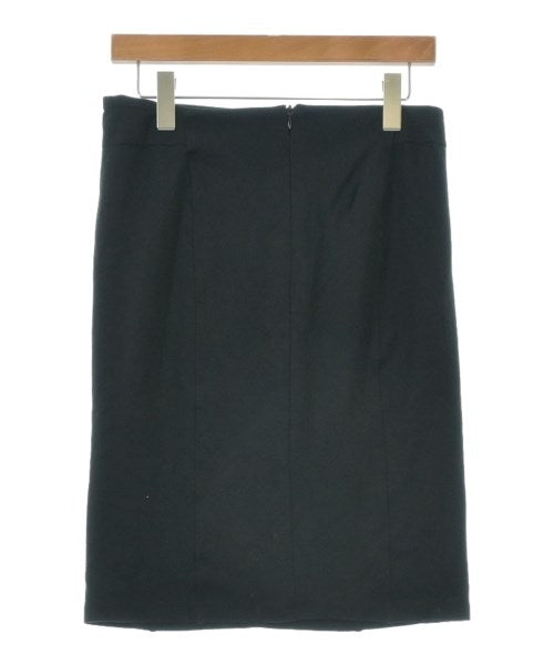 MAX MARA WEEK END LINE กระโปรงยาวถึงเข่า