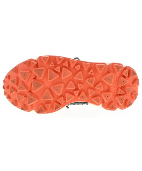 Barbour รองเท้าผ้าใบ