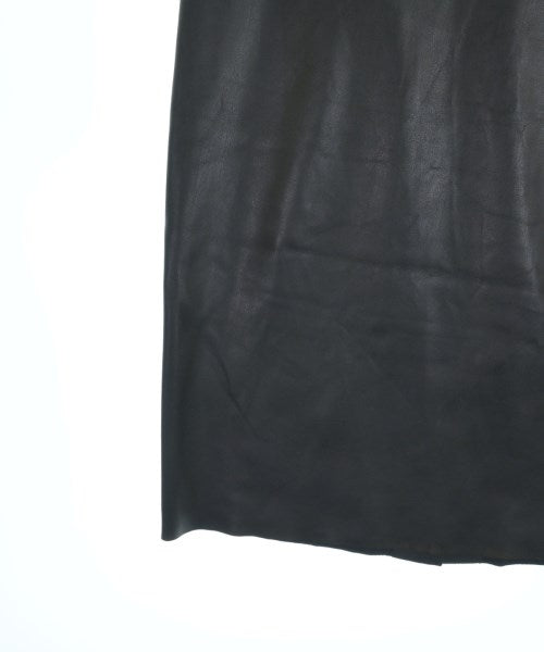 'S Max Mara กระโปรงยาวถึงเข่า