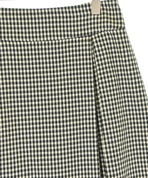 'S Max Mara กระโปรงยาวถึงเข่า