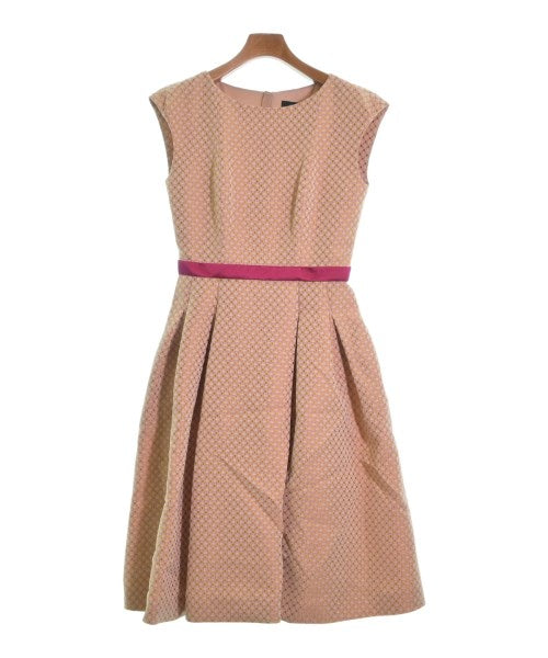 PAULE KA ชุดเดรส