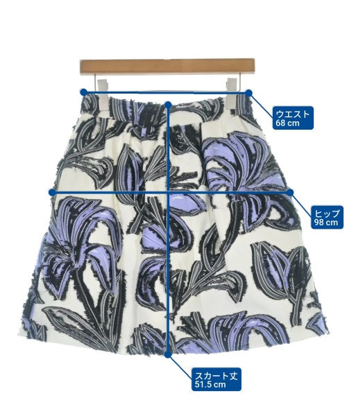 PAULE KA กระโปรงยาวถึงเข่า