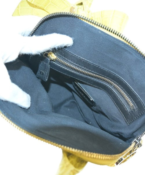 PAULE KA กระเป๋าถือ