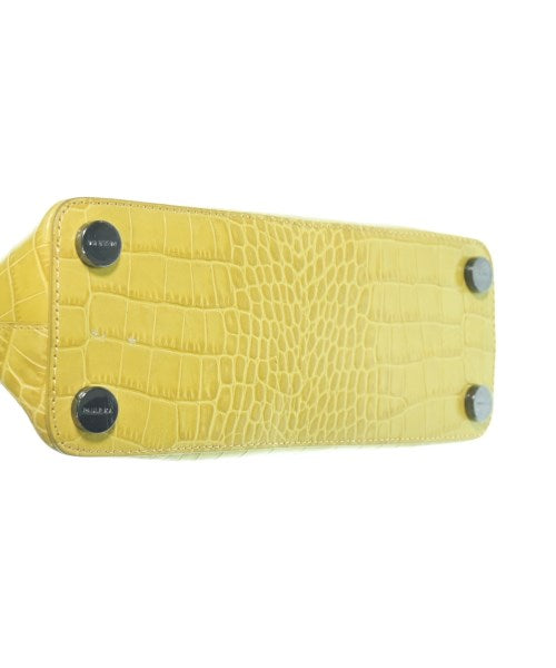 PAULE KA กระเป๋าถือ