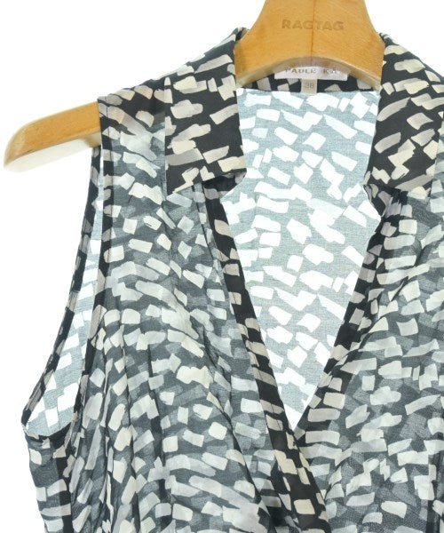 PAULE KA เสื้อสตรี