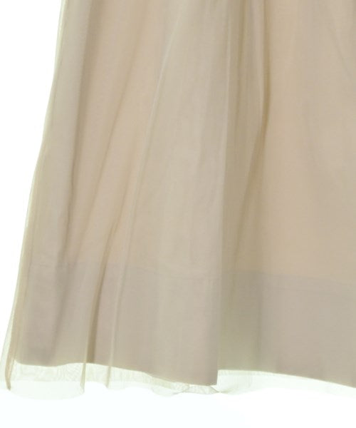 YUKI TORII กระโปรงยาวถึงเข่า