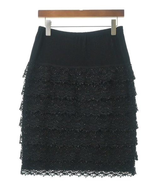 YUKI TORII กระโปรงยาวถึงเข่า