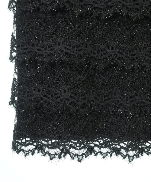 YUKI TORII กระโปรงยาวถึงเข่า