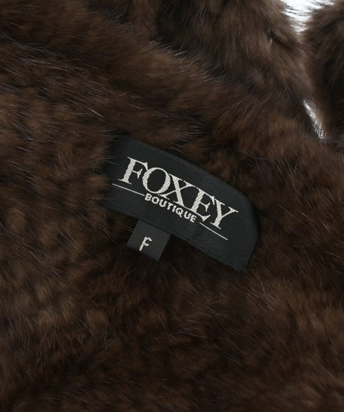 FOXEY BOUTIQUE ผ้าพันคอกันหนาว