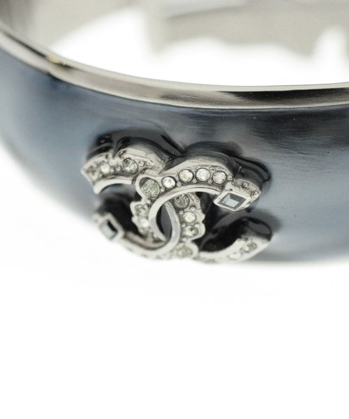 CHANEL สร้อยข้อมือ/กำไล