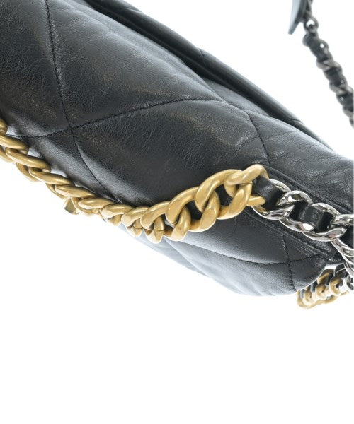 CHANEL กระเป๋าสะพาย