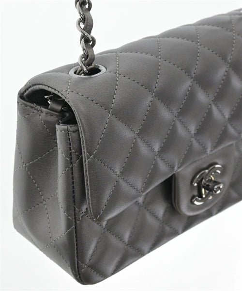 CHANEL กระเป๋าสะพาย