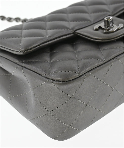 CHANEL กระเป๋าสะพาย