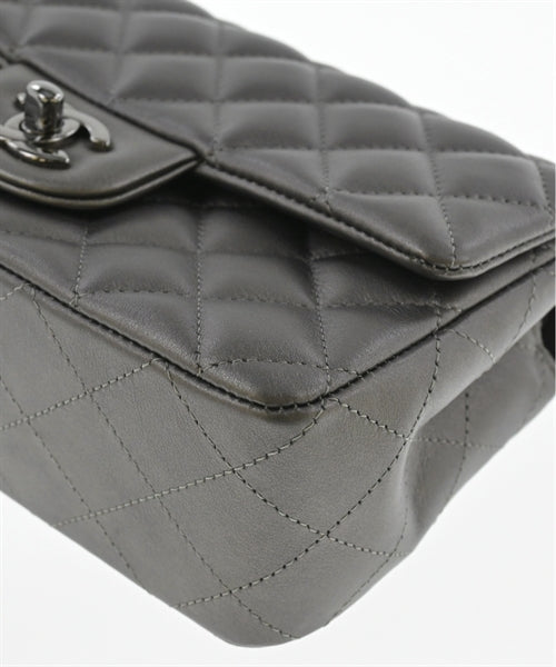 CHANEL กระเป๋าสะพาย