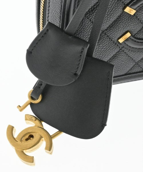 CHANEL กระเป๋าสะพาย