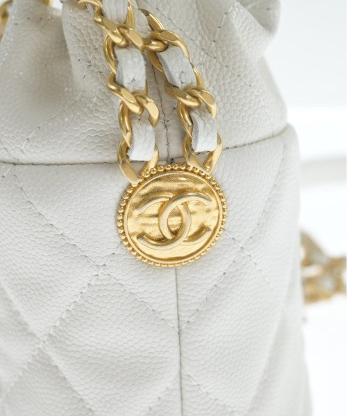 CHANEL กระเป๋าสะพาย