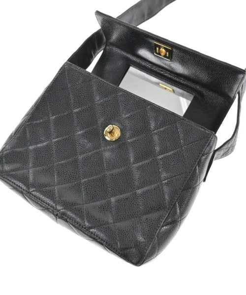 CHANEL กระเป๋าสะพาย