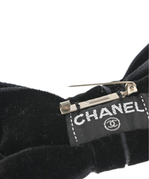 CHANEL เข็มกลัด/ดอกไม้ติดเสื้อ
